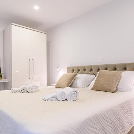 Luxury Rooms Green And Gold Split Exterior foto